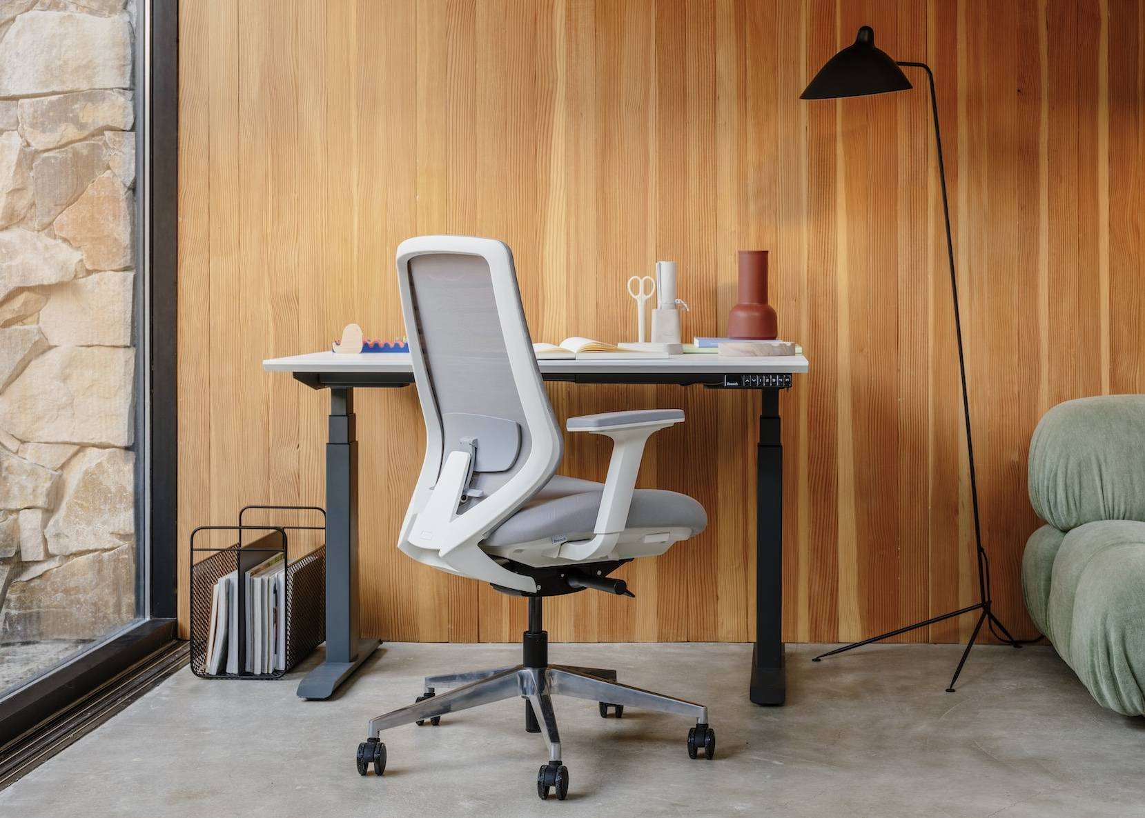 Sunaofe Voyager Task Chair: Relieve Back Pain