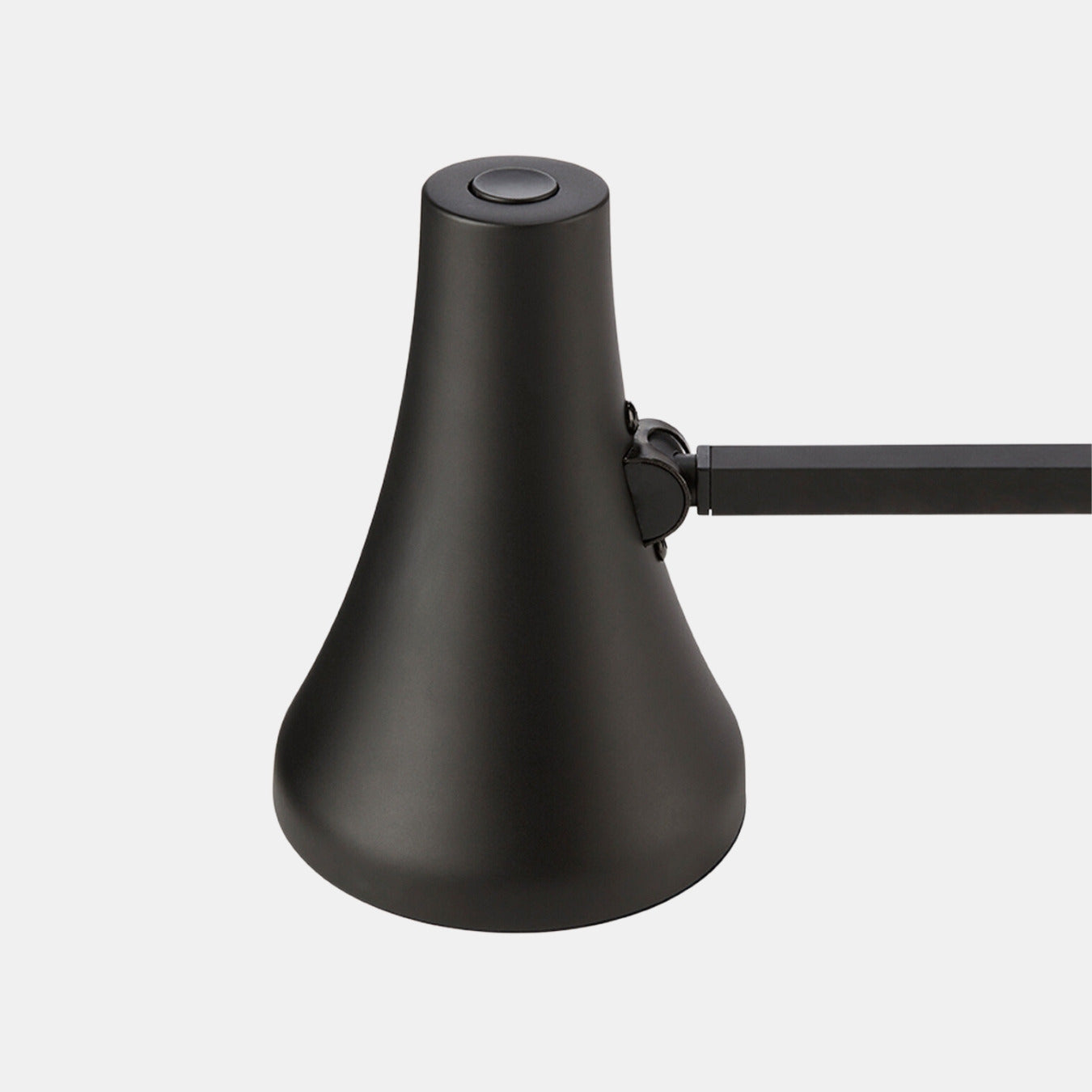 Color:Carbon Black