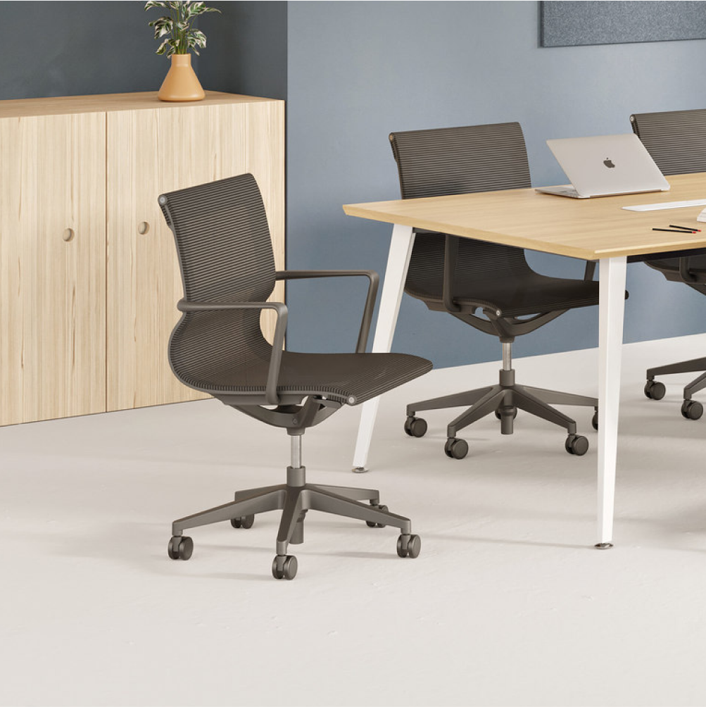 Seat Color:Charcoal; Size:Standard;