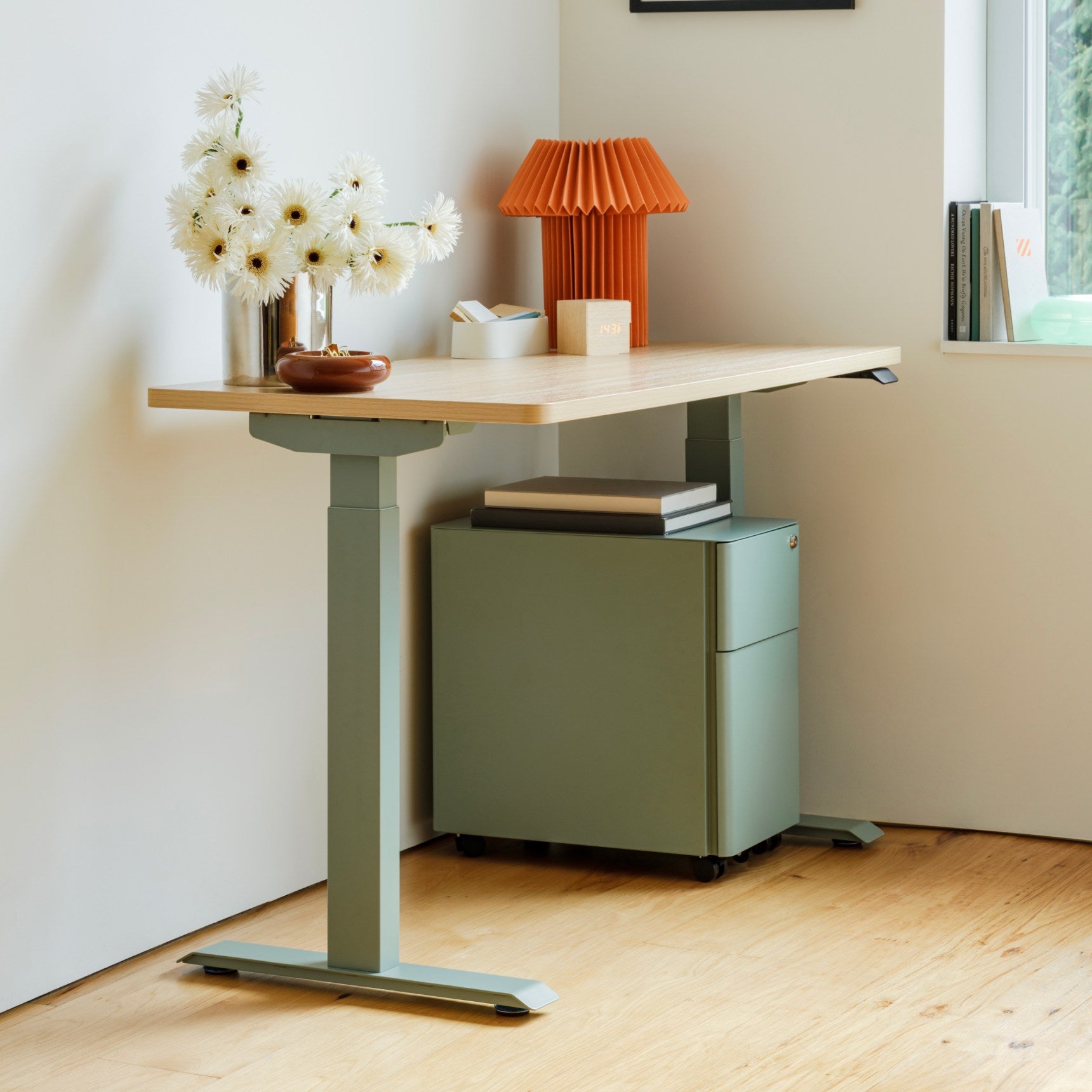 Color:Sage; Condition:Like New;