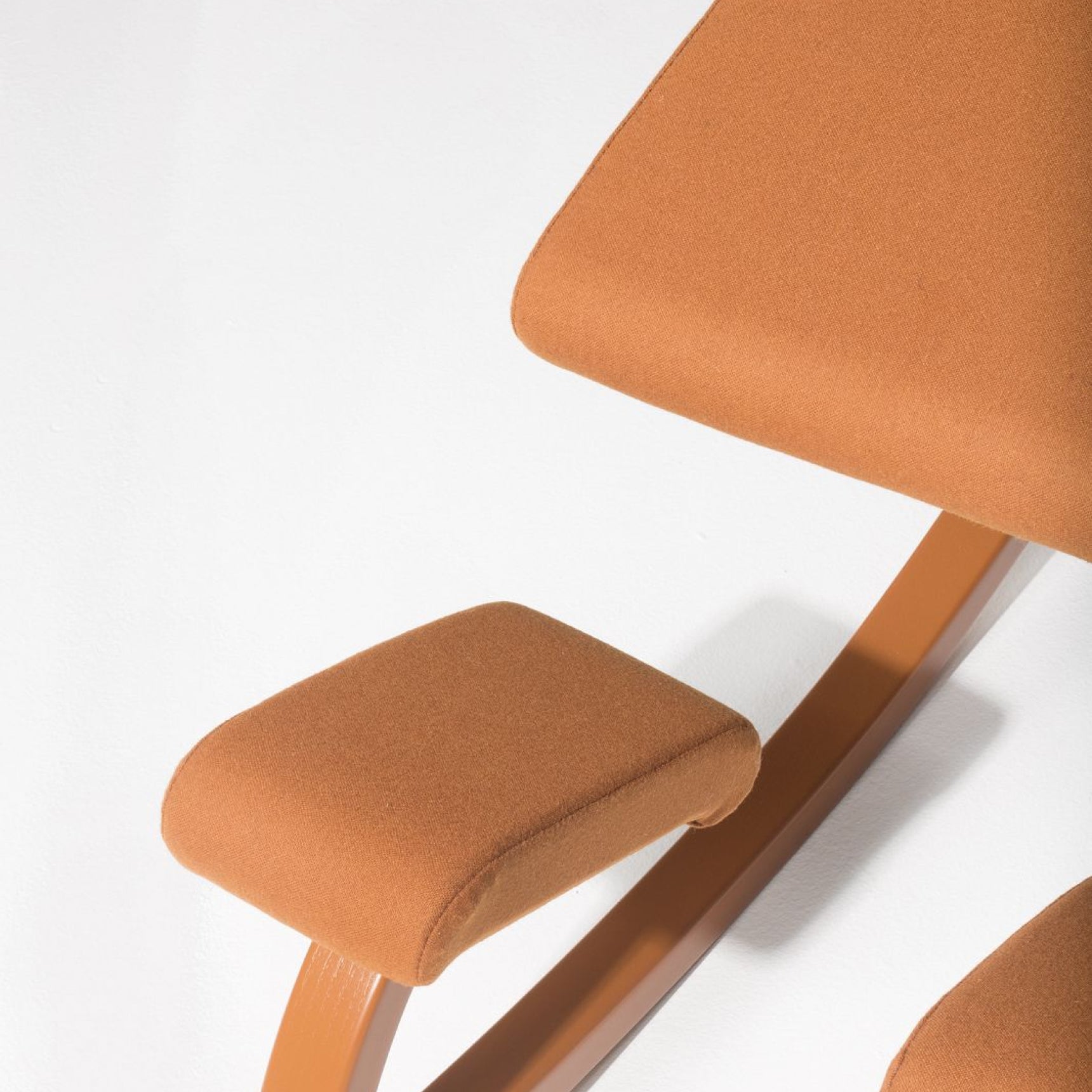 Color:Monochrome Oxide;