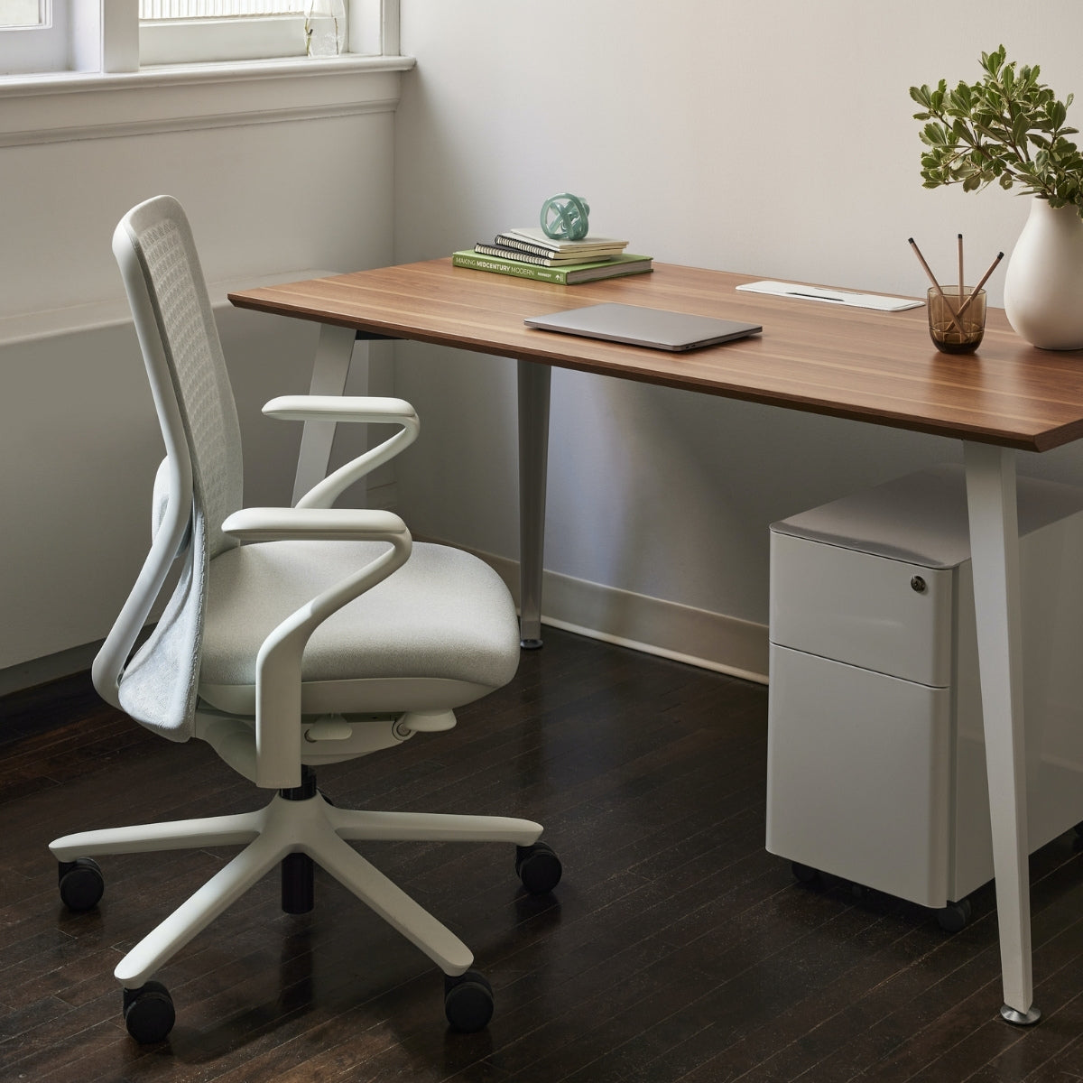 Color:Walnut/Powder White; Desk Size:48 inches x 24 inches; Condition:Like New;