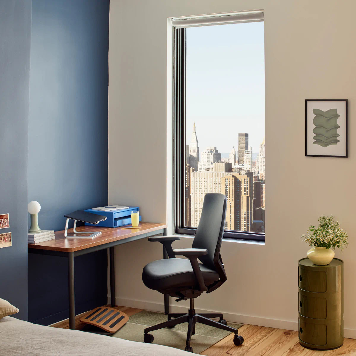 Color:Black Leather;