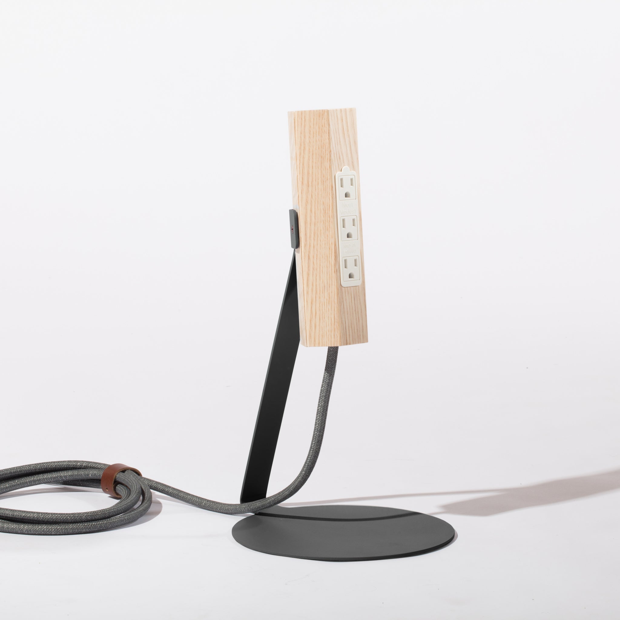 Stand Color:Deep Space; Cord Color:Graphite; Size:Standard