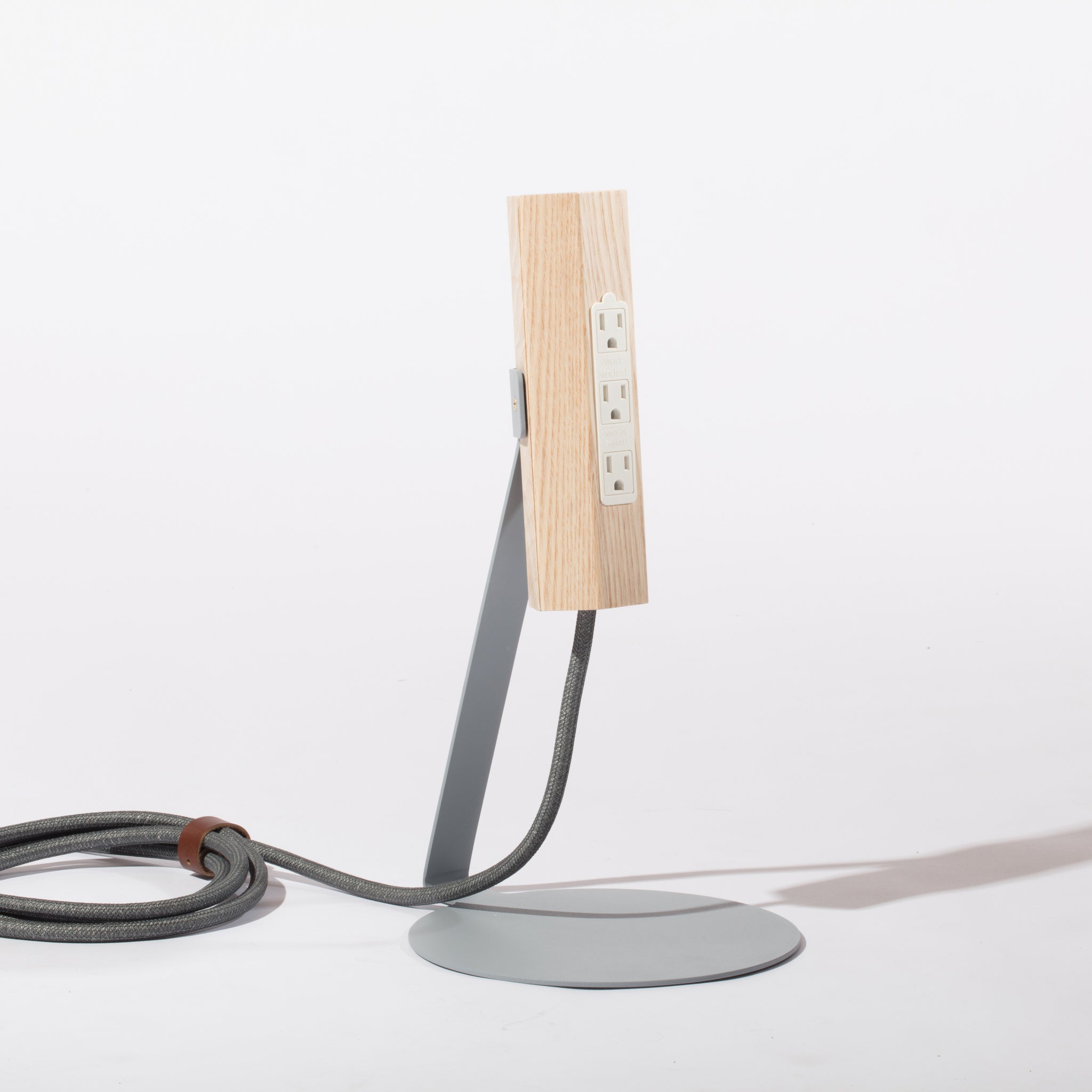 Stand Color:Frost; Cord Color:Graphite; Size:Standard