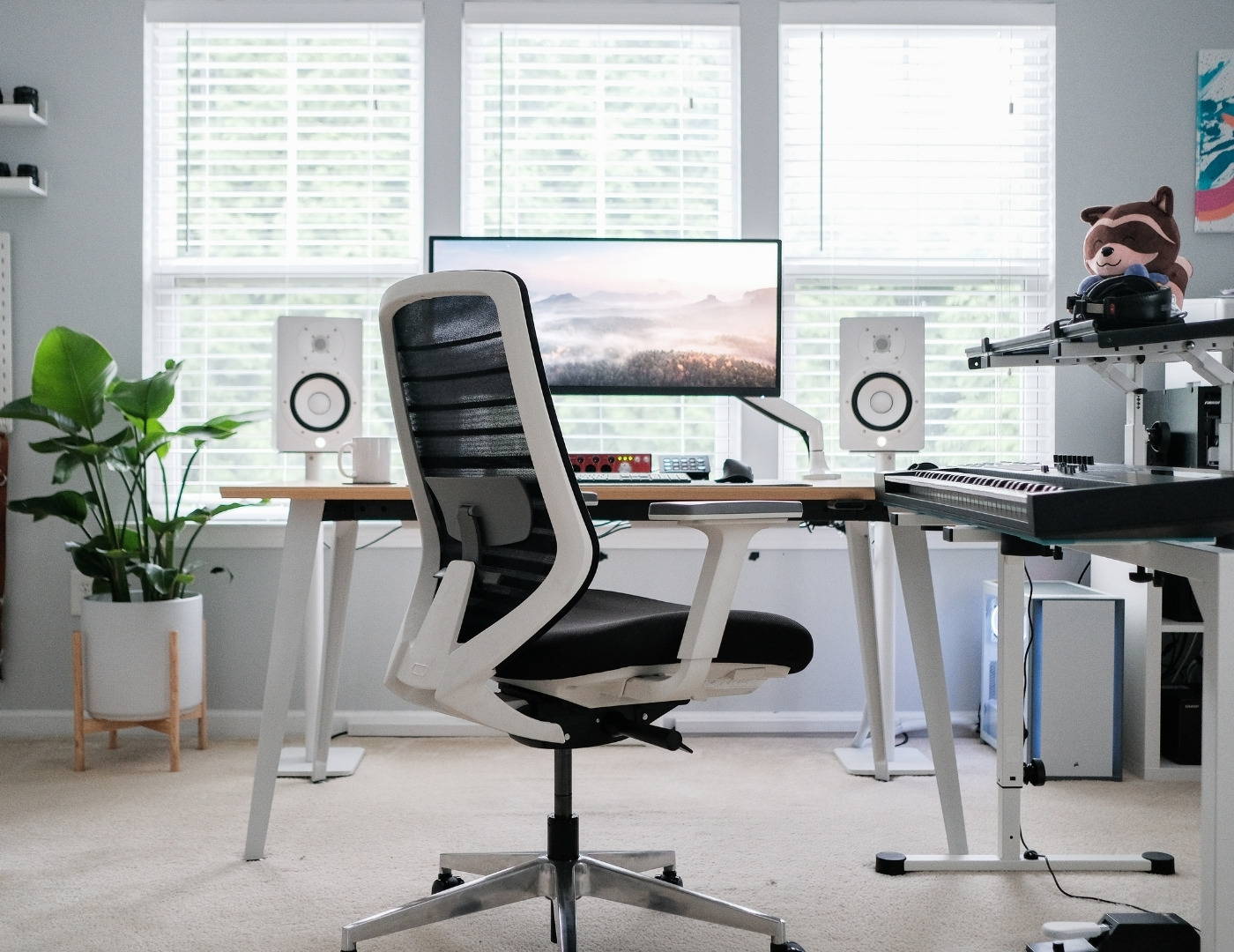 How To Sit In Office Chair With Lower Back Pain