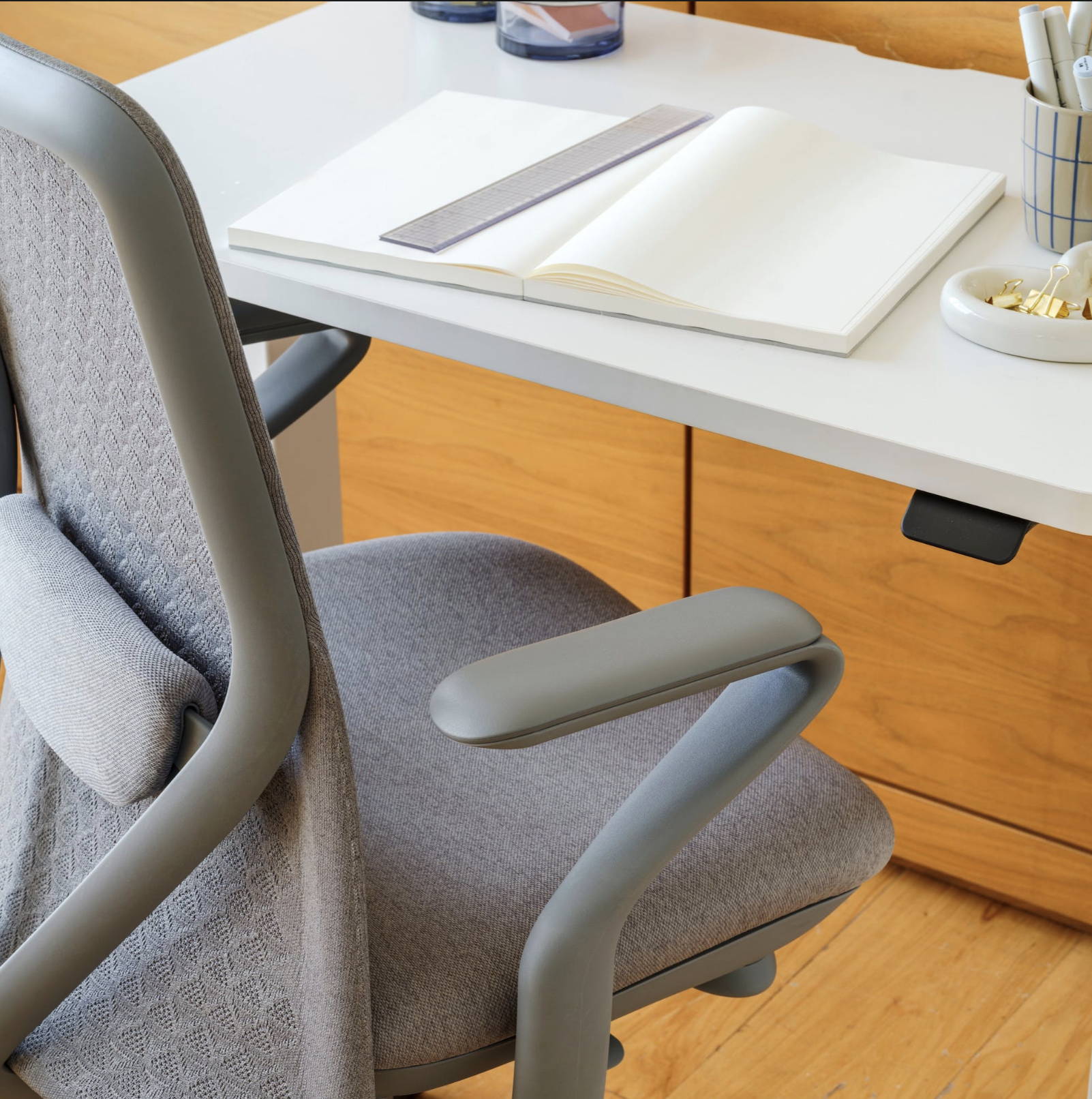 Sinking Office Chair? 5 Tips to Fix It