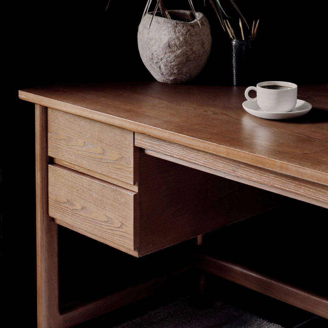 Top Color:Smoked Ash;