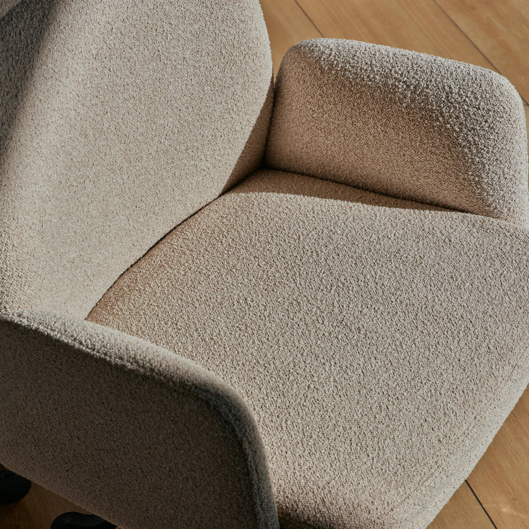 Color:Oatmeal Boucle;