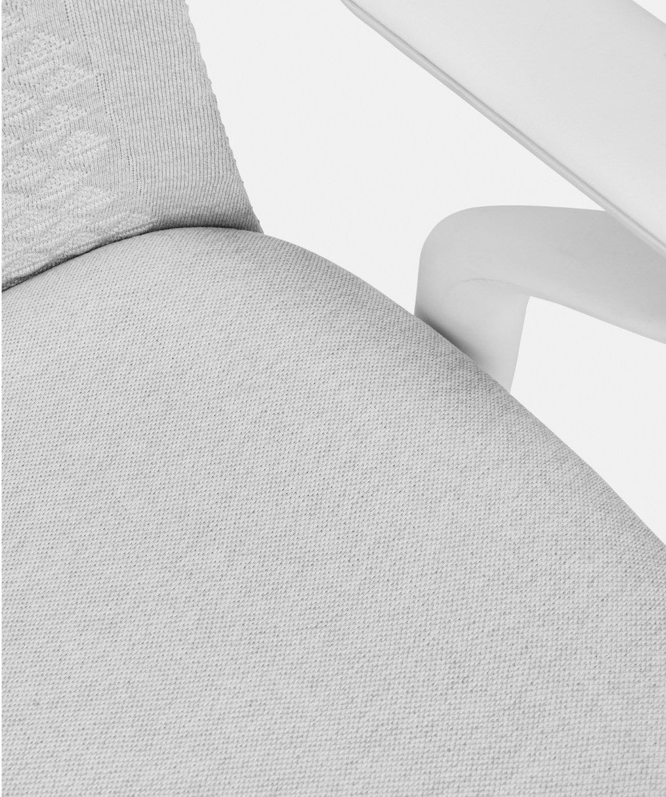 Verve Chair - Indulgent cushion