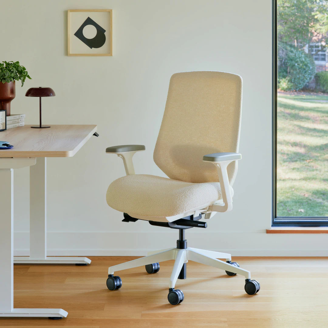 Color:Ivory Boucle; Condition:Like New;