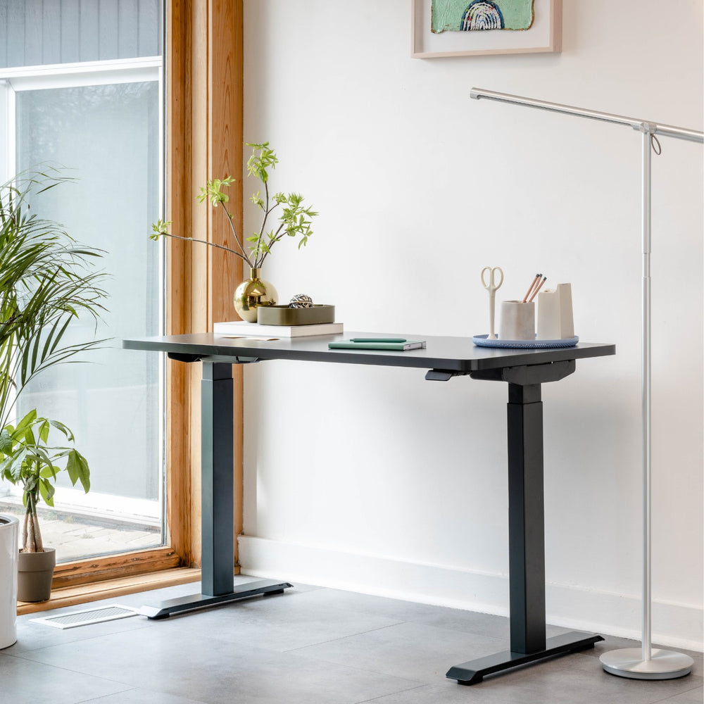 4 Essential Standing Desk Accessories for Improved Productivity