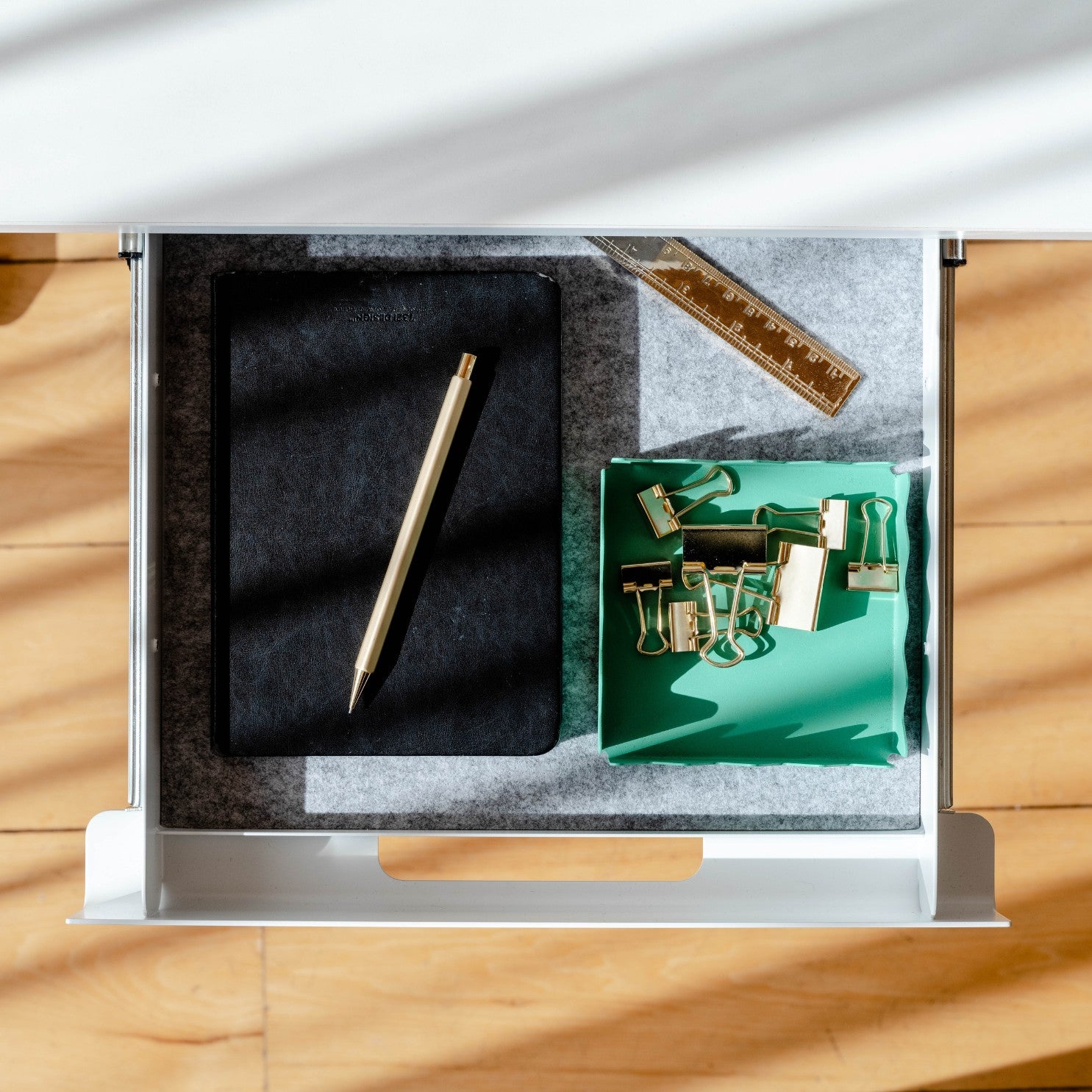 Desk sets deals